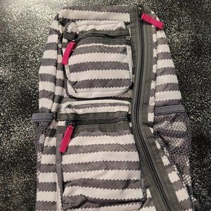 Thirty-One Sling-Back Bag in Grey Wave